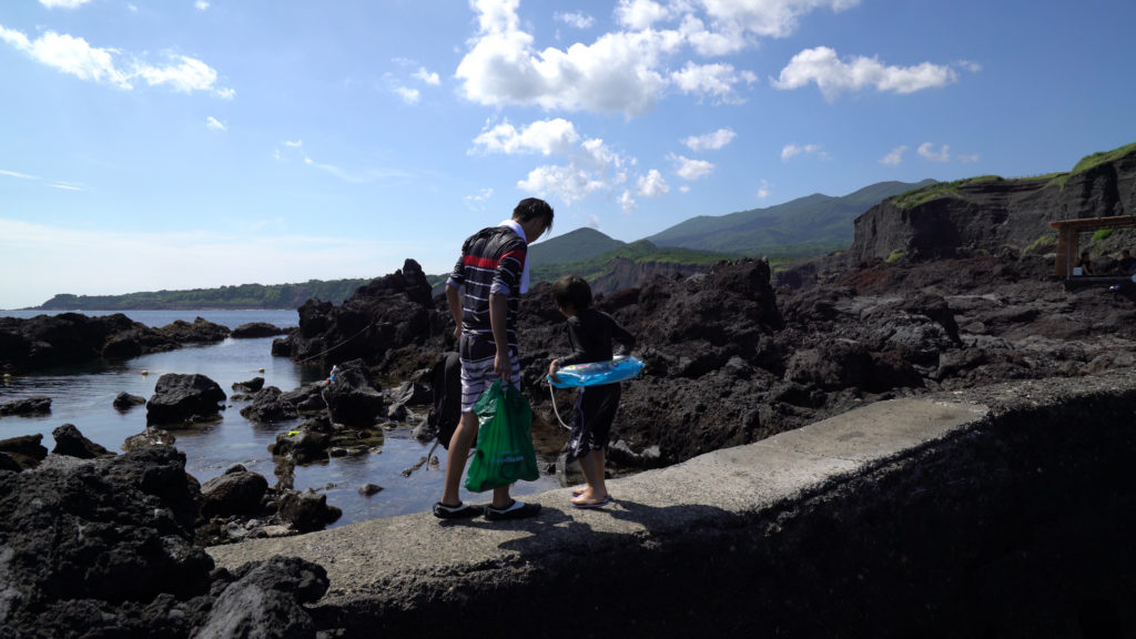 You can snorkel at Toshiki beach