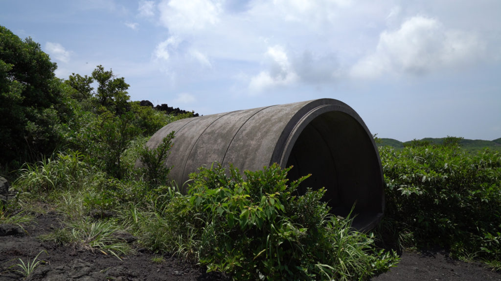 Safety shelters to hide during an erruption